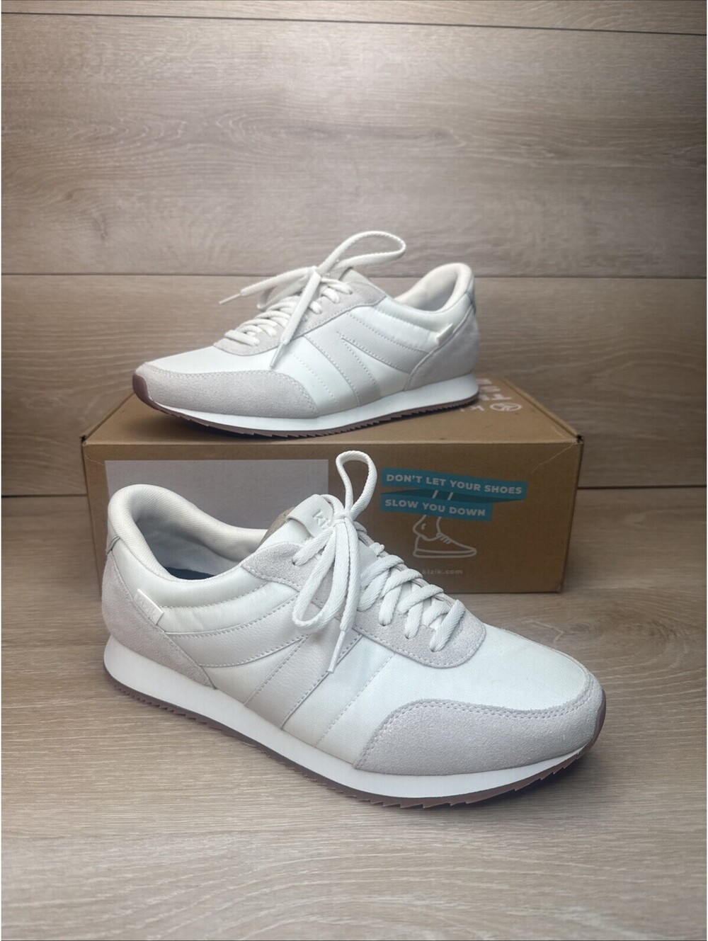 Kizik Womens Milan HandsFree Athletic Shoes Sneakers Bone Nylon Suede Size 12